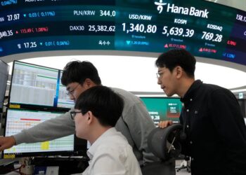 US stock indexes are mixed as tech sector weighs on market | World